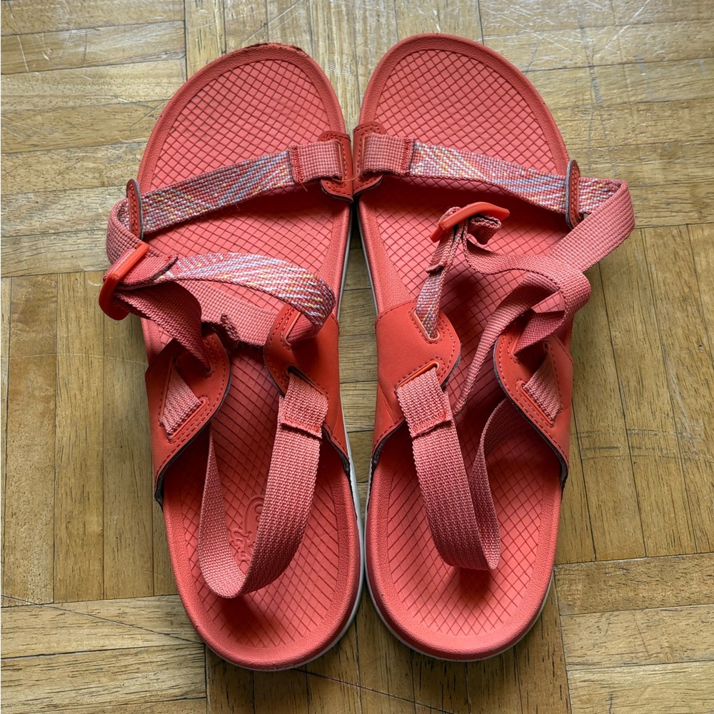 Coral patterned Chaco sandals